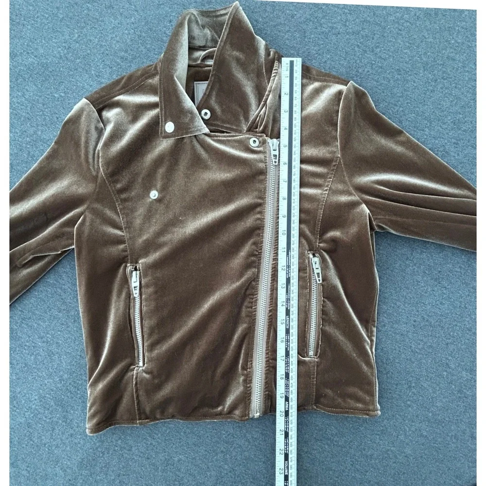 BLANKNYC Womens Small Velvet Moto Jacket Taupe Brown Cropped Zip Biker - Picture 14 of 14